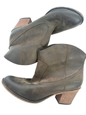 Rocket Dog Leather Pull On Boots 11